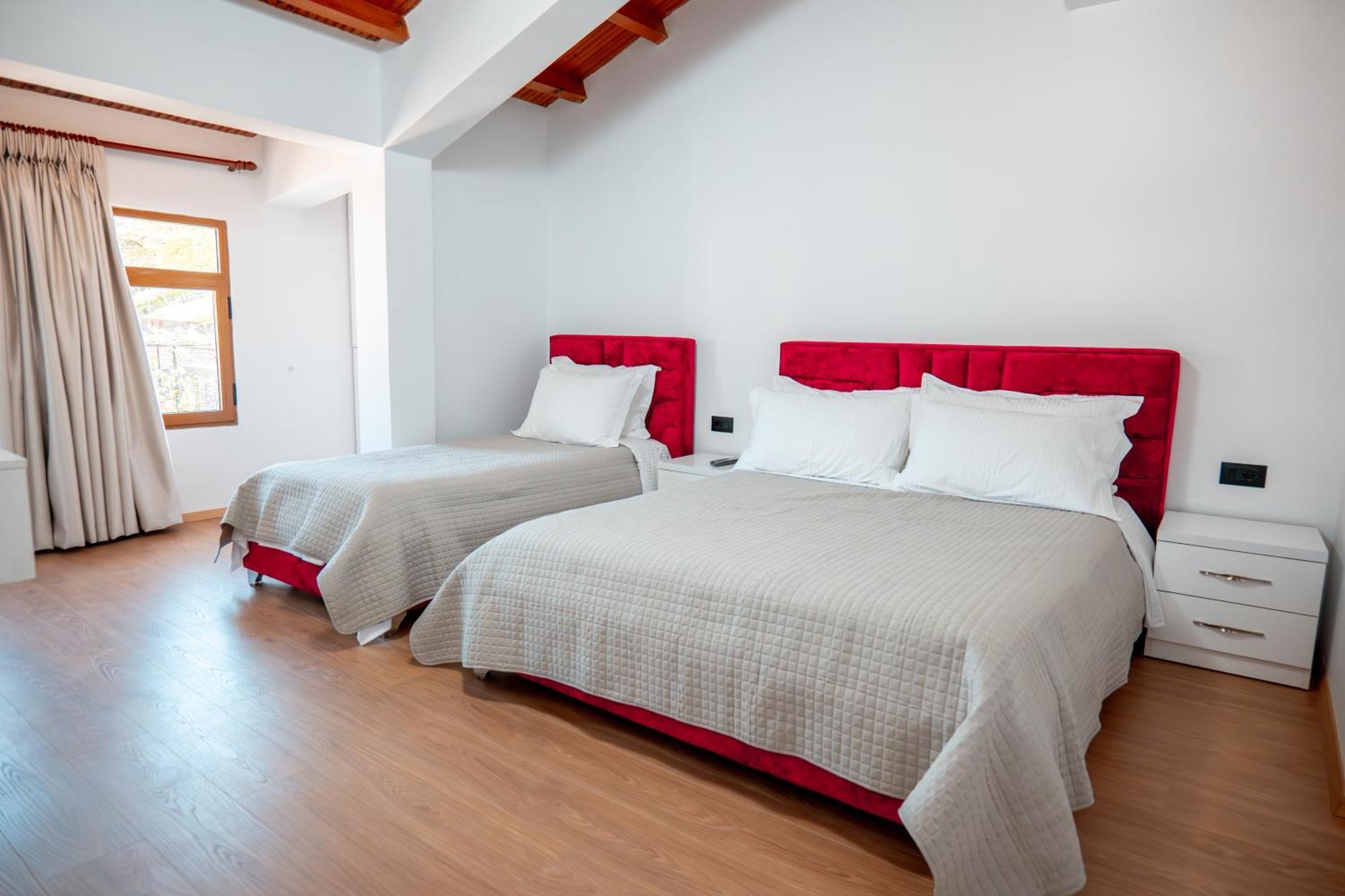 Fabio Guest House Gjirokastër Extérieur photo