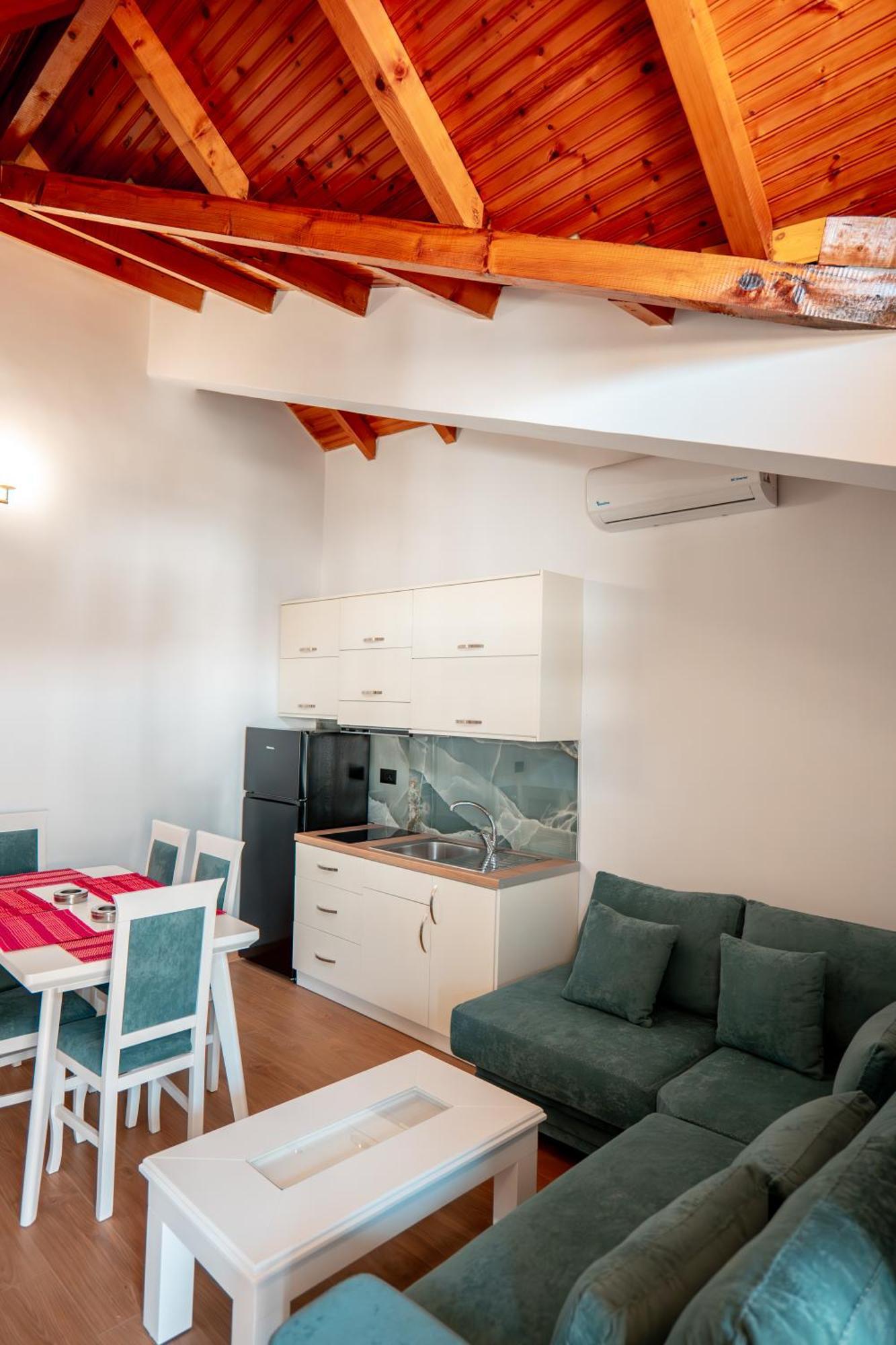 Fabio Guest House Gjirokastër Extérieur photo
